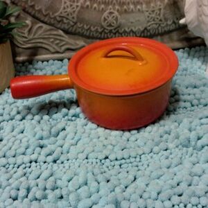 Vintage Descoware 5 Inch Sauce Pan. With Lid FE 14.